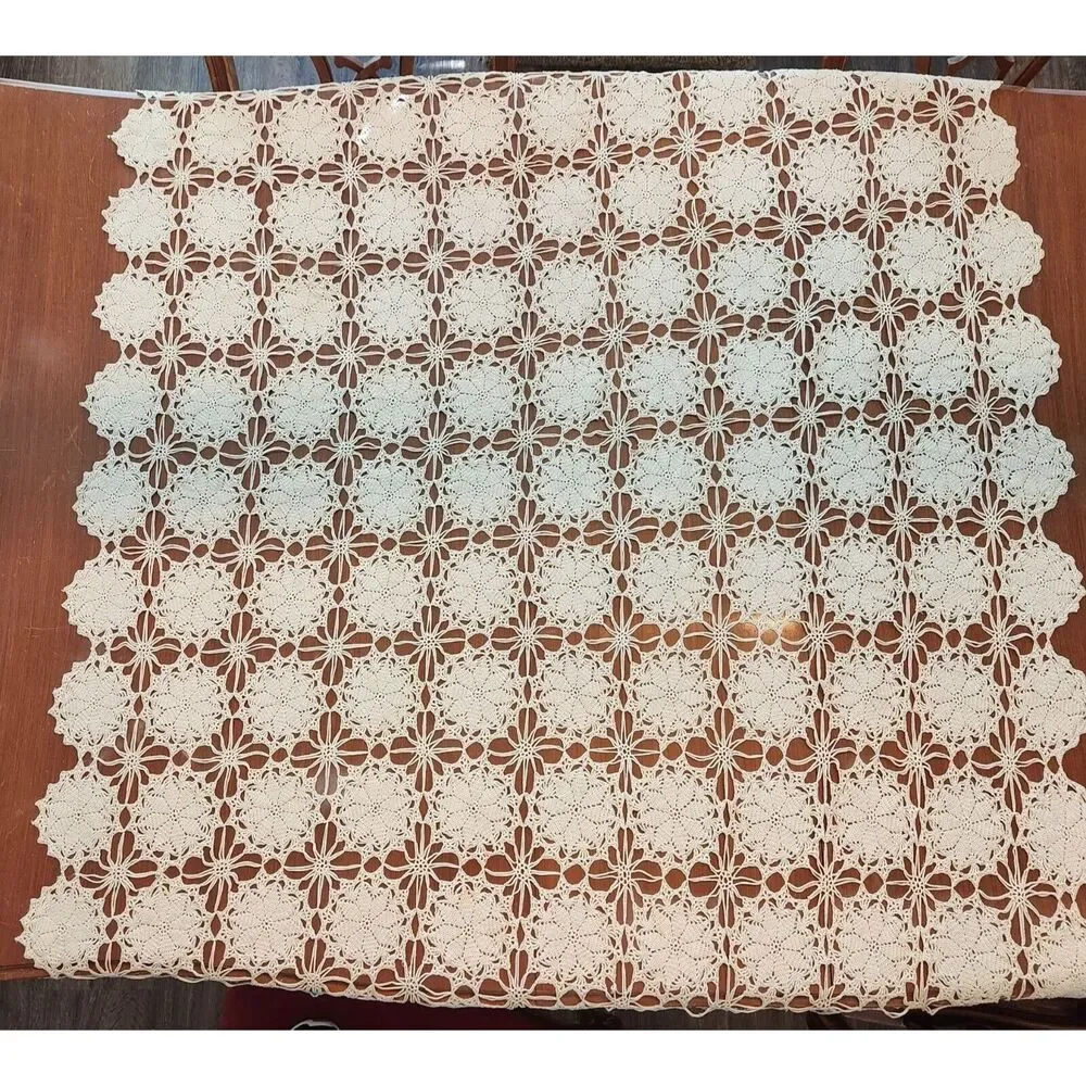 Crochet‎ Tablecloth 48in x 70in Rectangle Beige Star Rounds Vintage Overlay